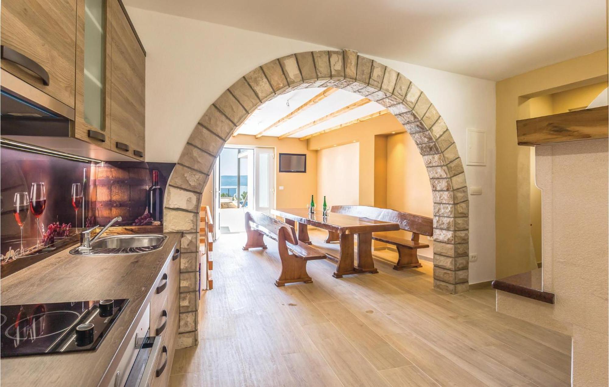 Amazing Apartment In Medici With Kitchen Kutlesa ภายนอก รูปภาพ